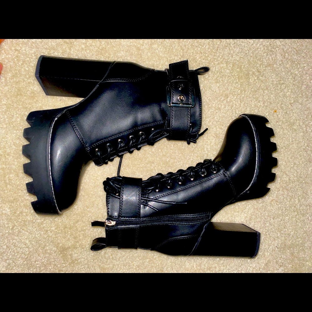 COPY - Black womans combat boots